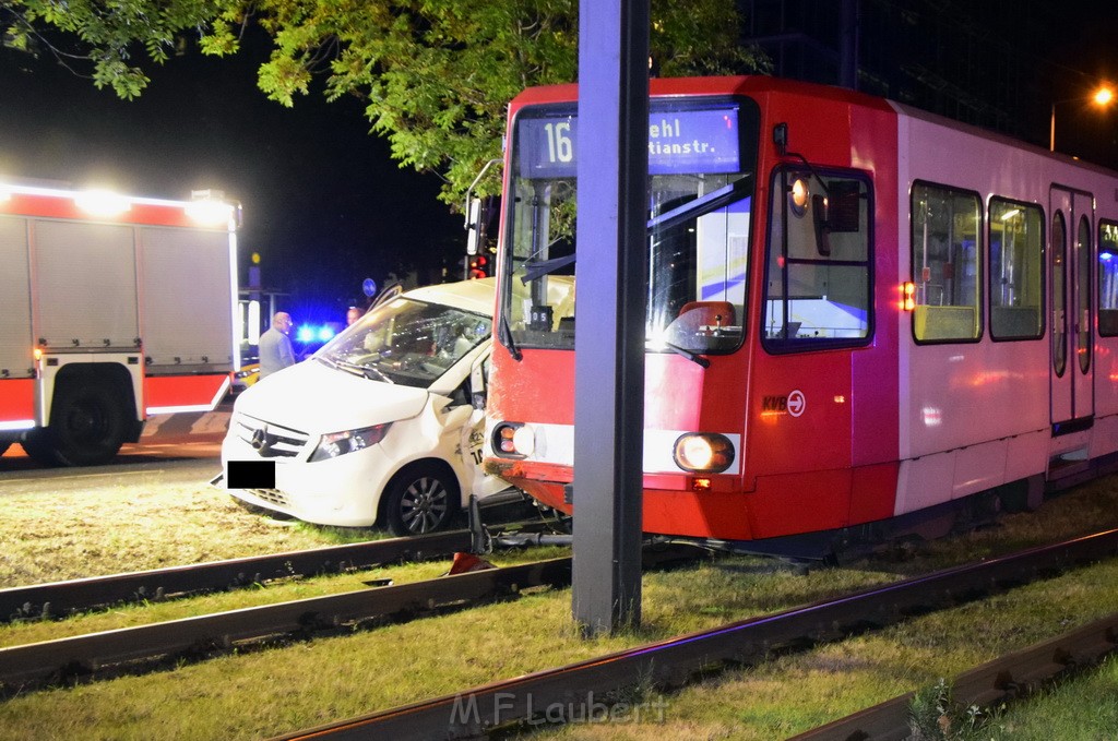 VU PKW Strab Koeln Niehl Amsterdamerstr Friedrich Karlstr P063.JPG - Miklos Laubert